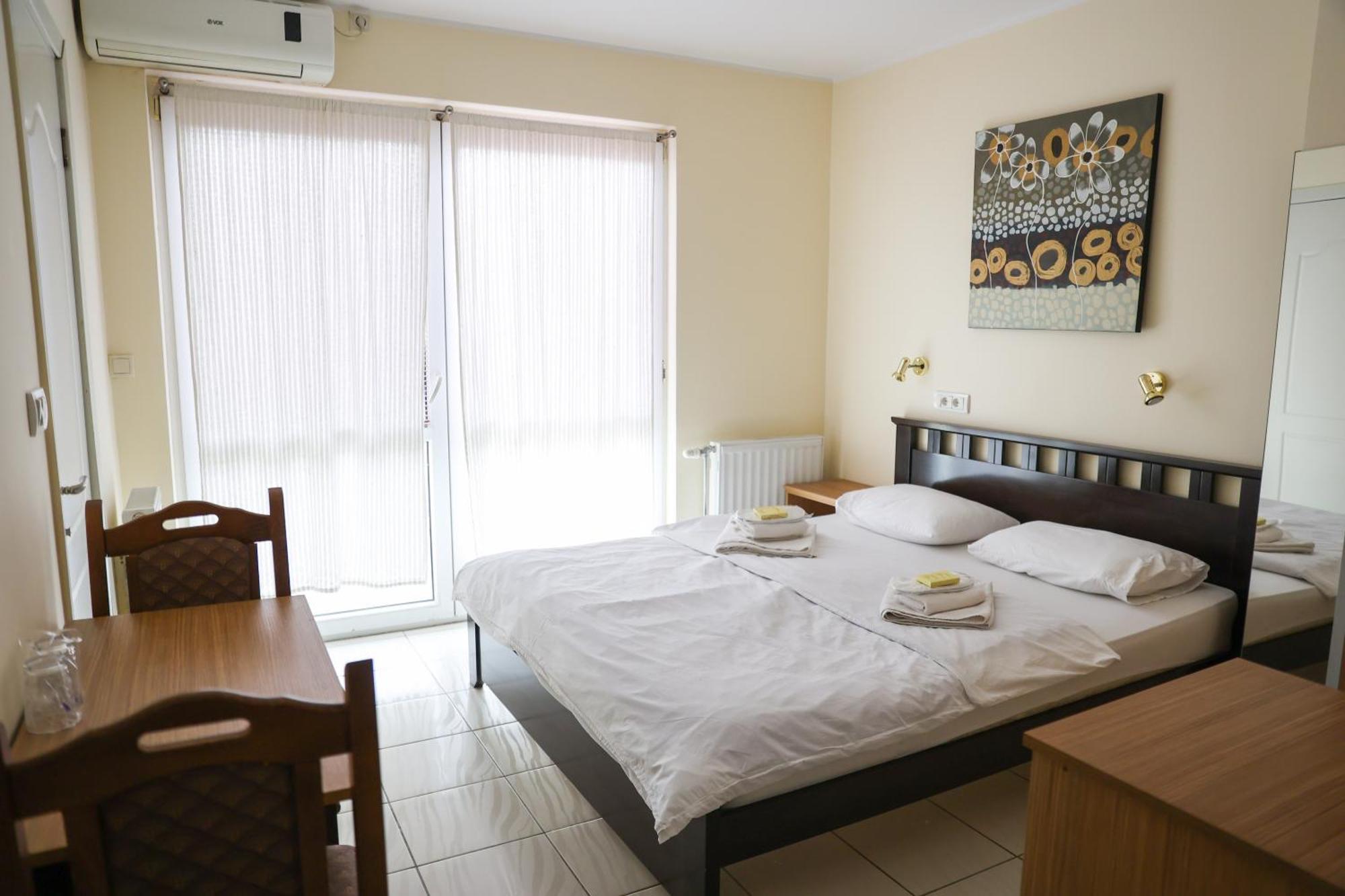 Marex Centar Hotel Jabuka Exterior foto
