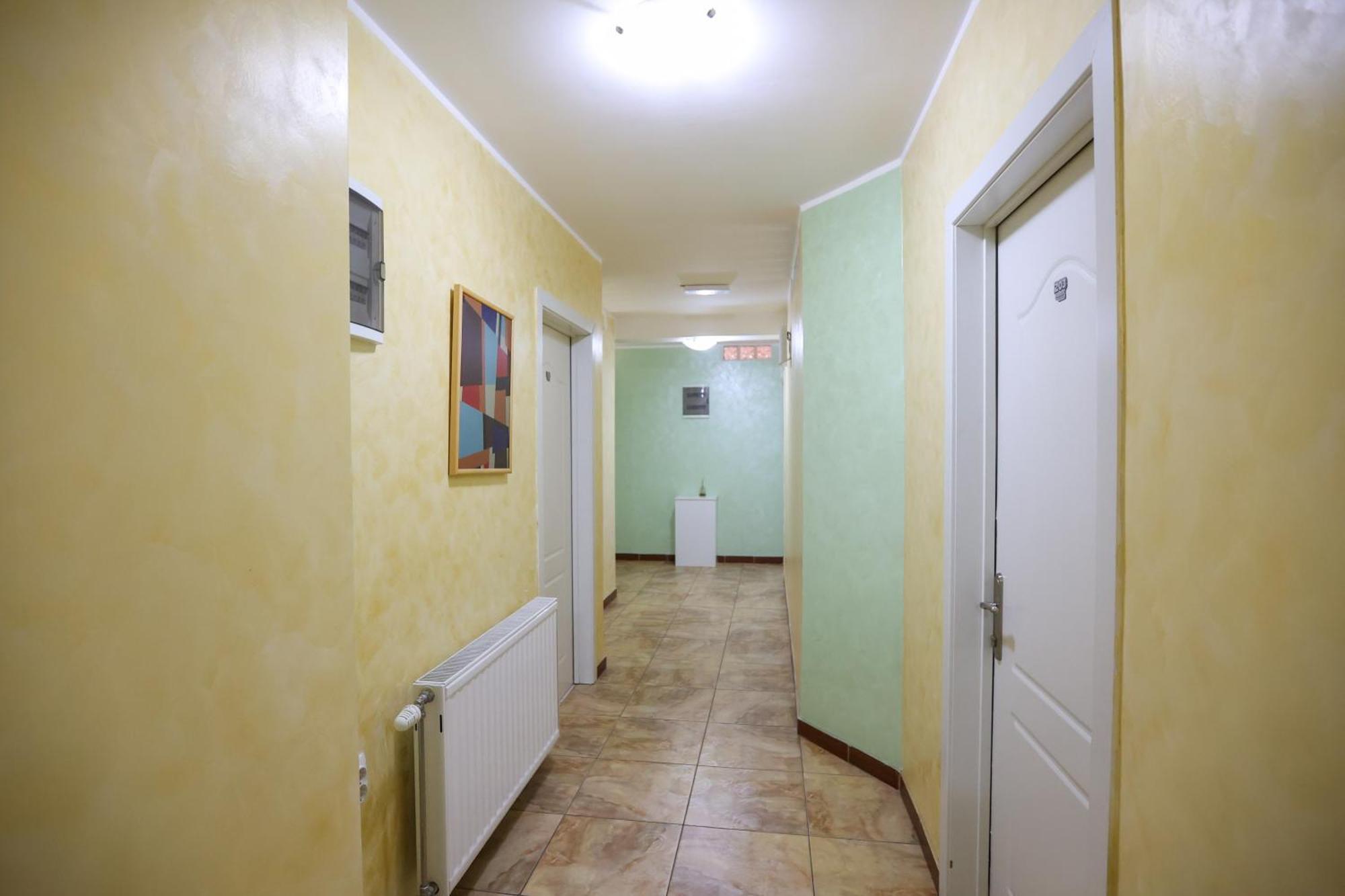 Marex Centar Hotel Jabuka Exterior foto